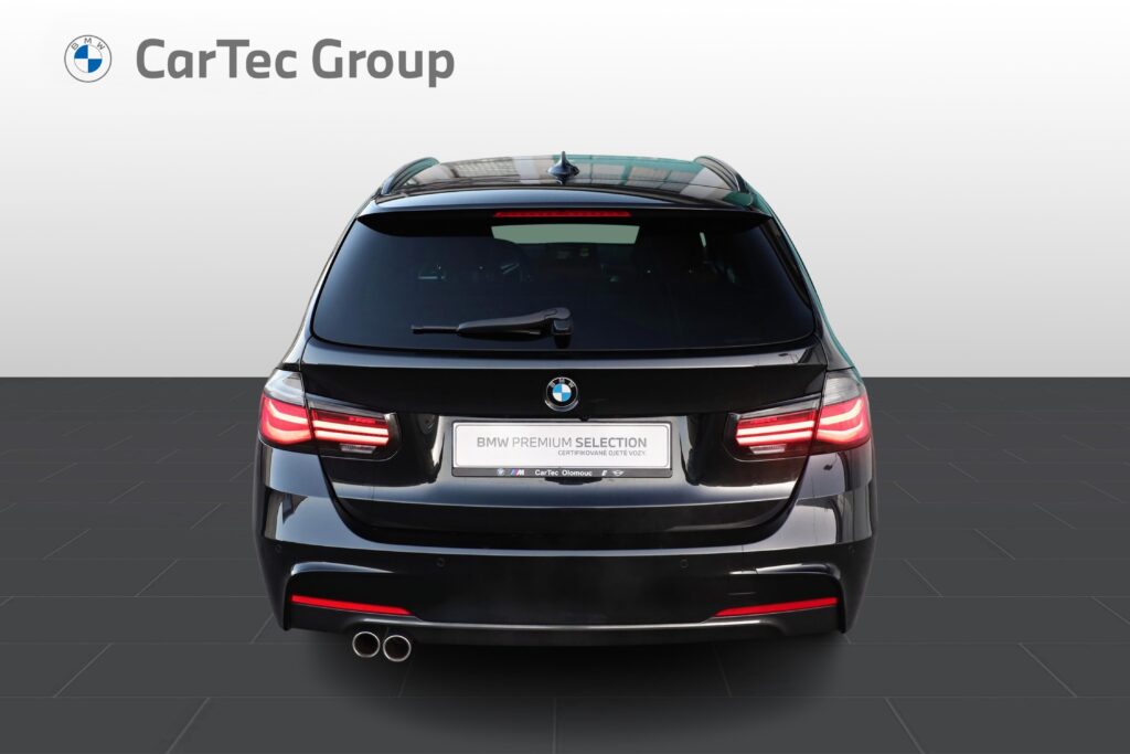 BMW 330d xDrive Touring
