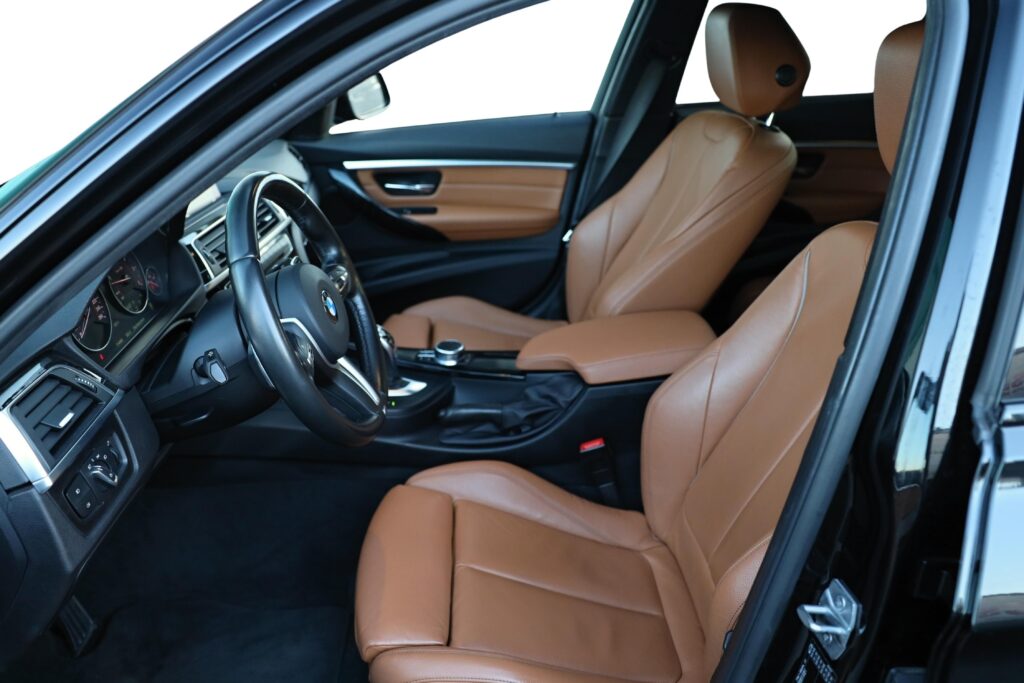 BMW 330d xDrive Touring