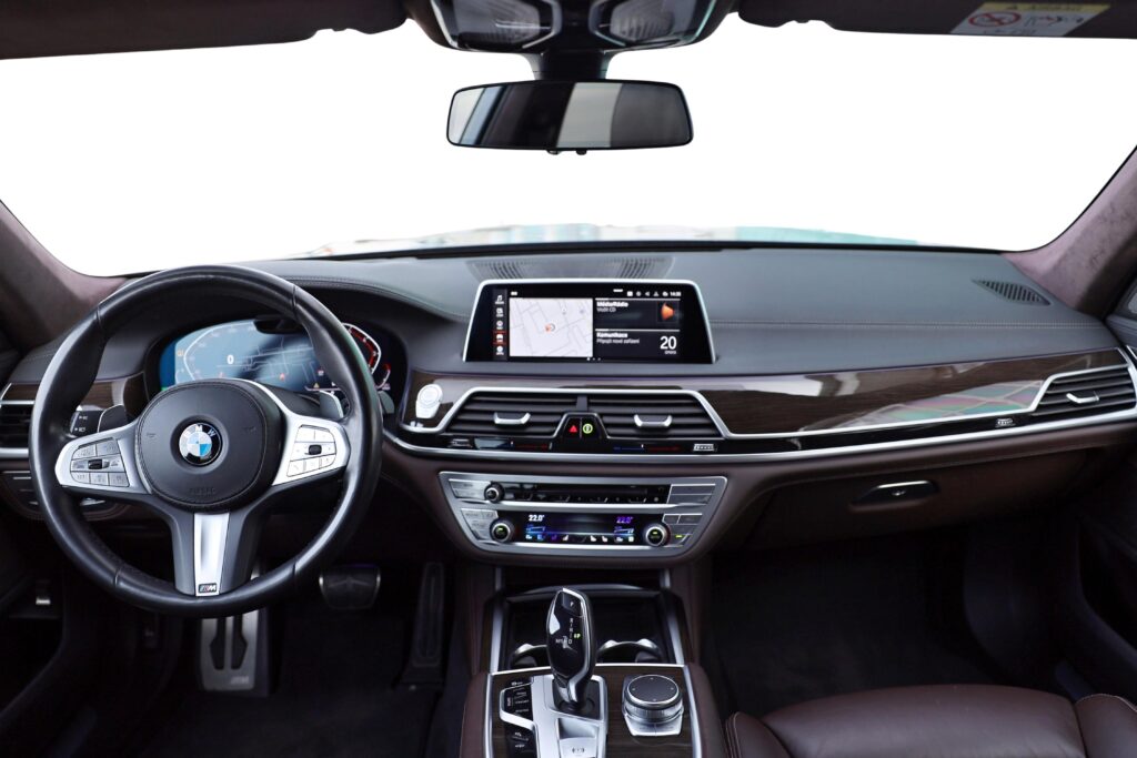 BMW 750Li xDrive Sedan