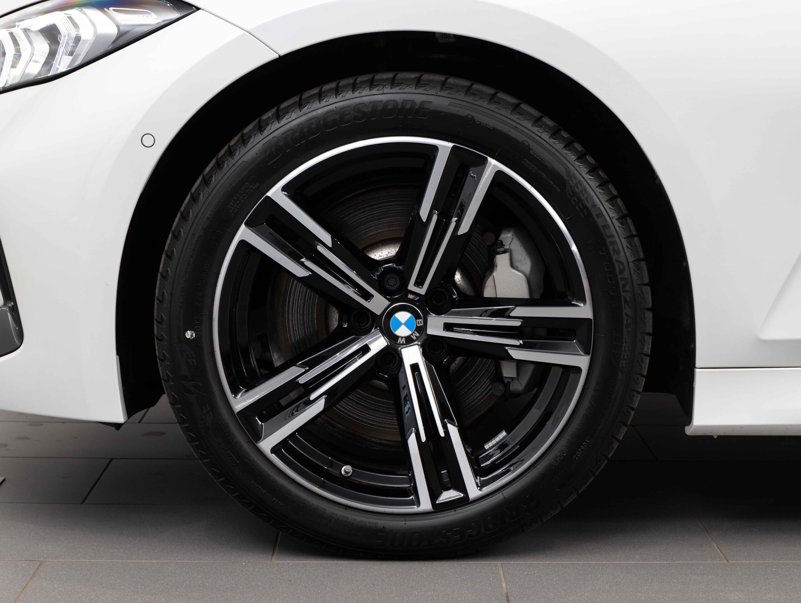 BMW 330i xDrive Touring