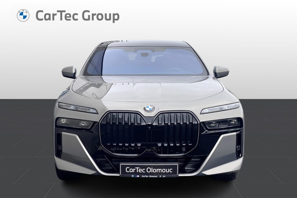 BMW 740d xDrive Sedan