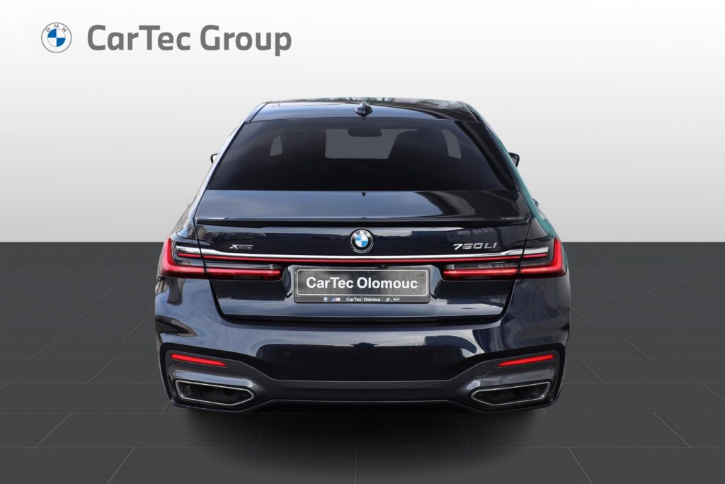 BMW 750Li xDrive Sedan