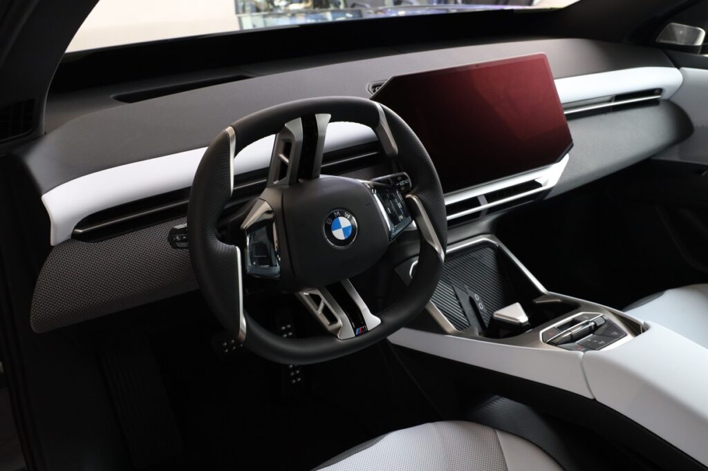 BMW iX3 50 xDrive