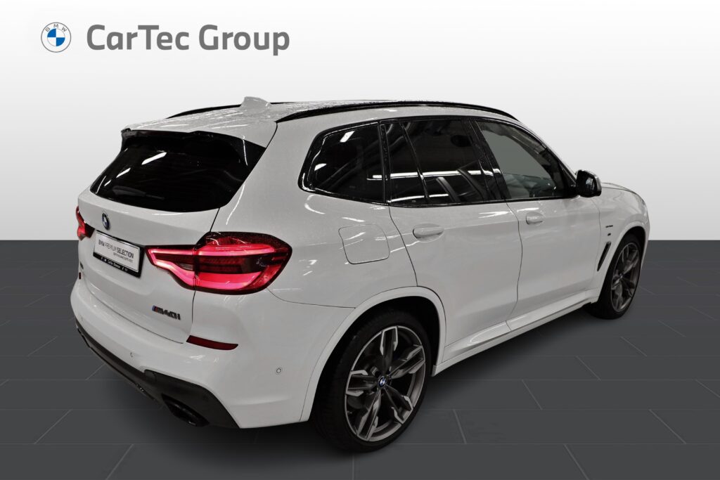 BMW X3 M40i