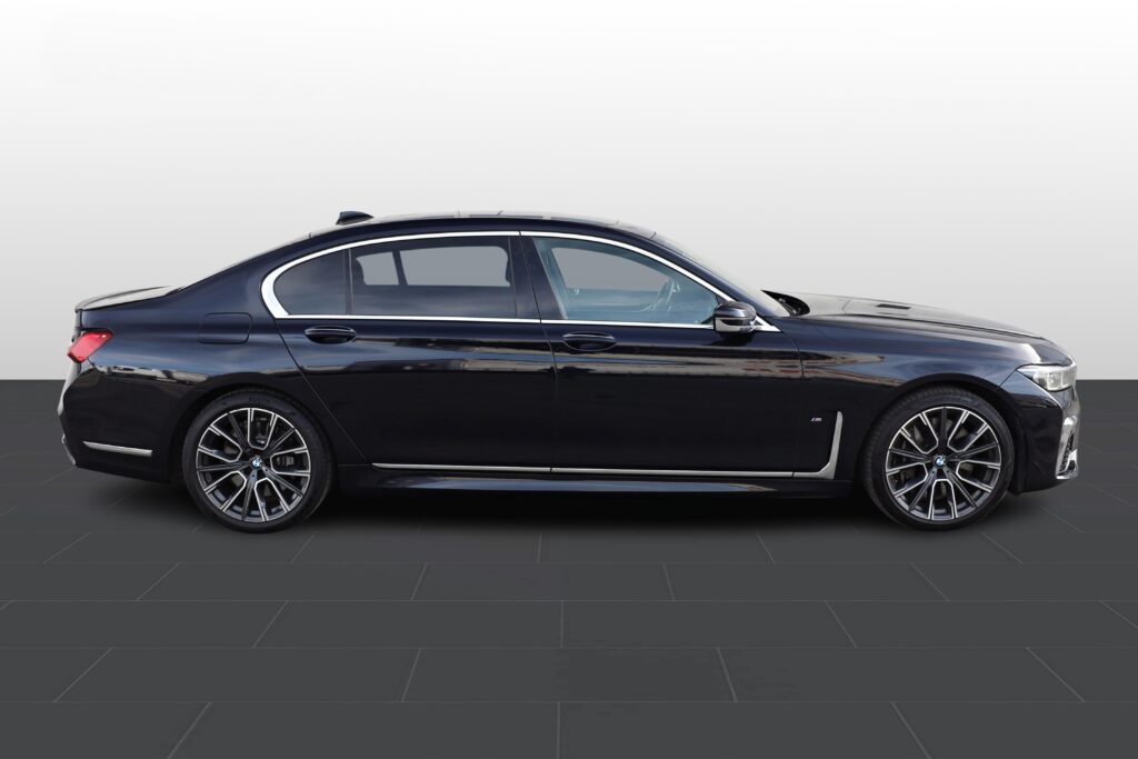 BMW 750Li xDrive Sedan