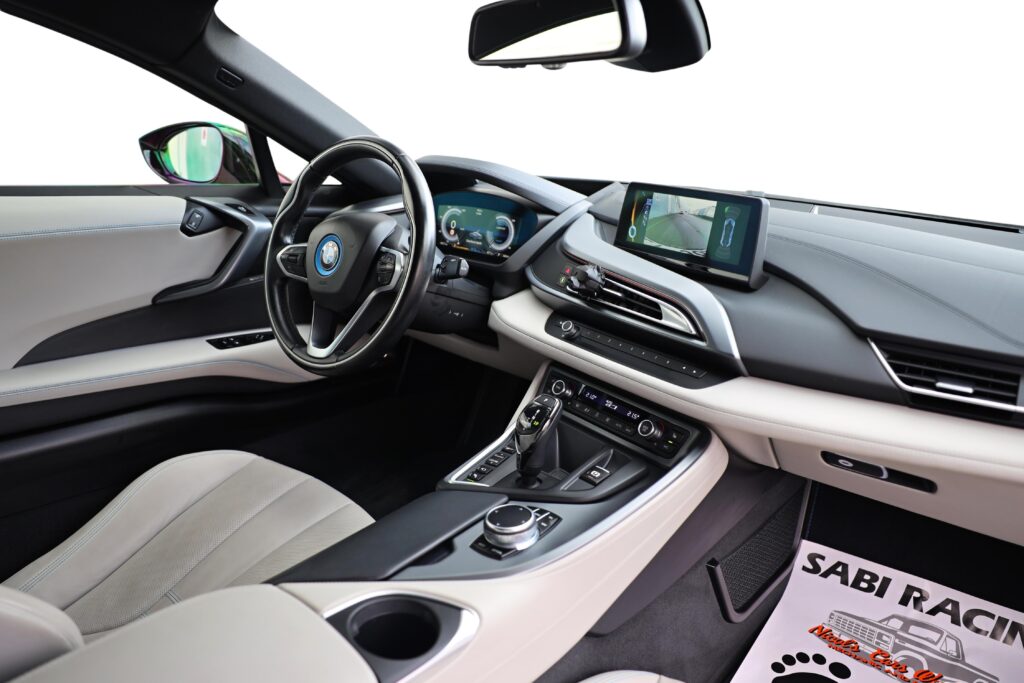 BMW i8