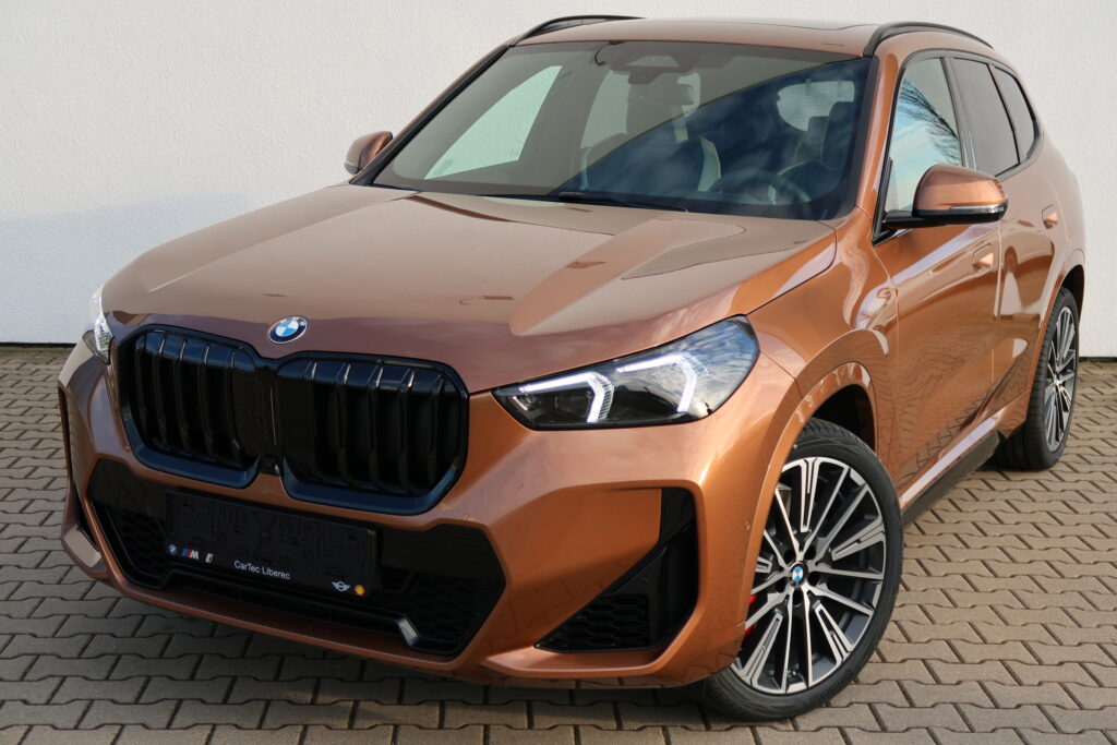 BMW X1 xDrive23i