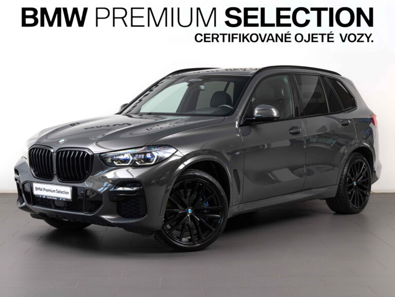 BMW X5 M50i