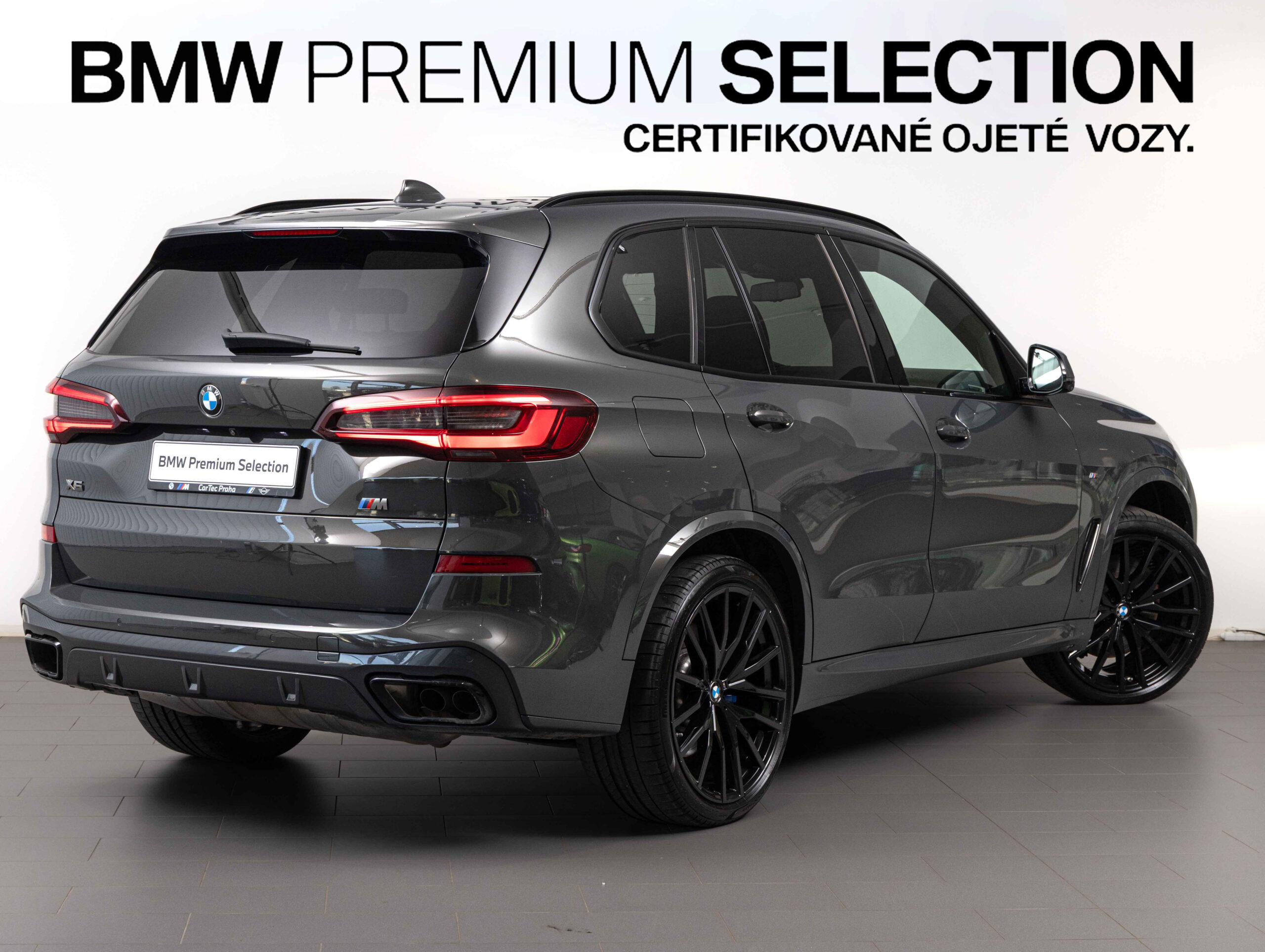 BMW X5 M50i
