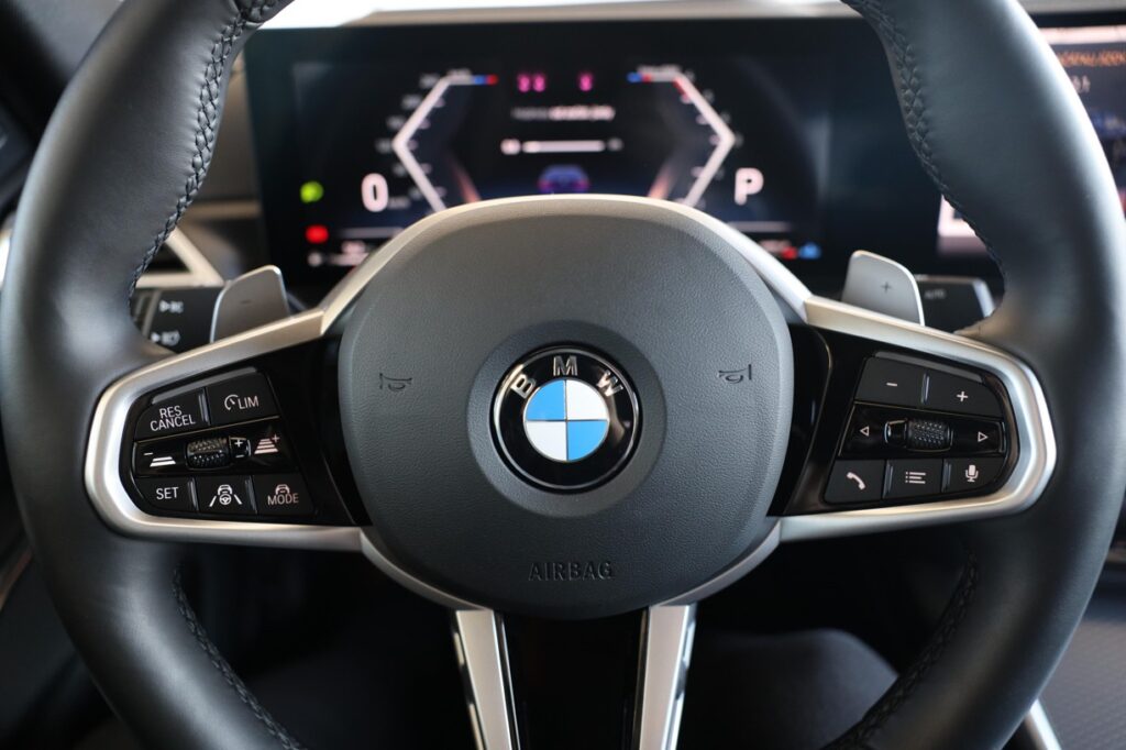 BMW 330d xDrive Sedan