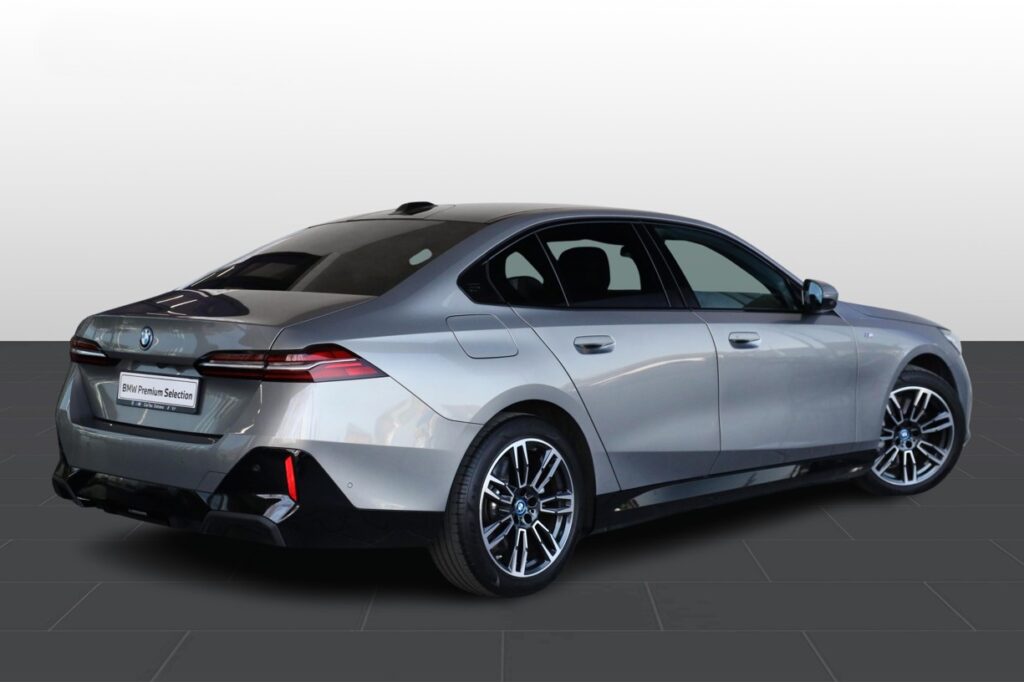 BMW 550e xDrive