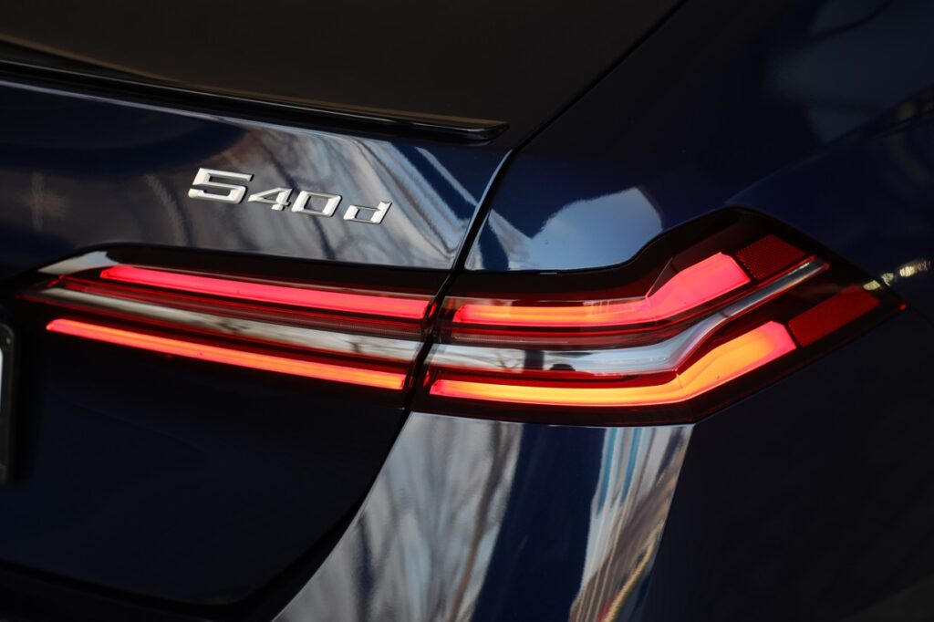 BMW 540d xDrive Sedan