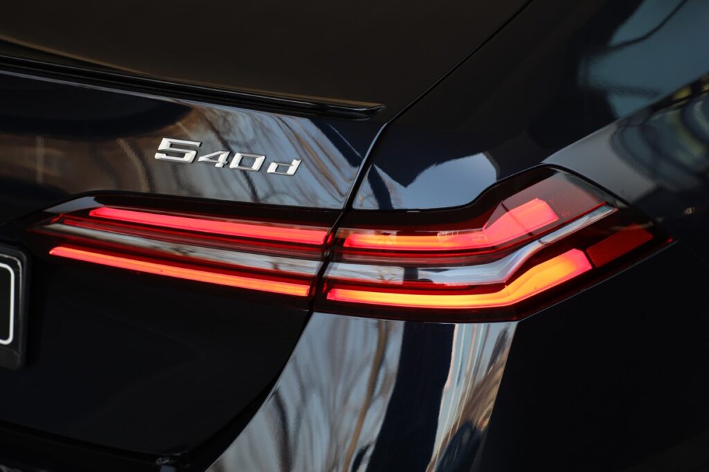 BMW 540d xDrive Sedan