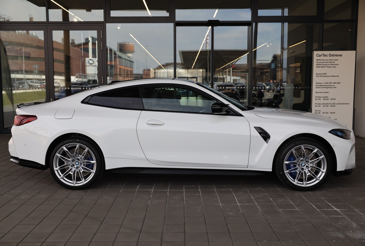 BMW M4 Competition M xDrive