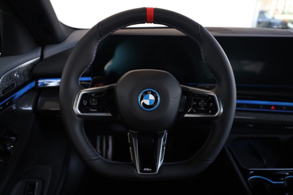 BMW i5 M60 xDrive sedan