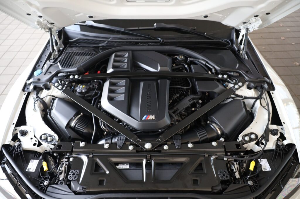 BMW M4 Competition M xDrive