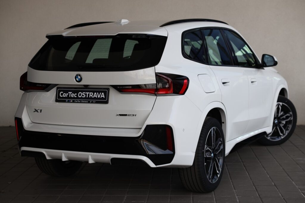 BMW X1 xDrive23i