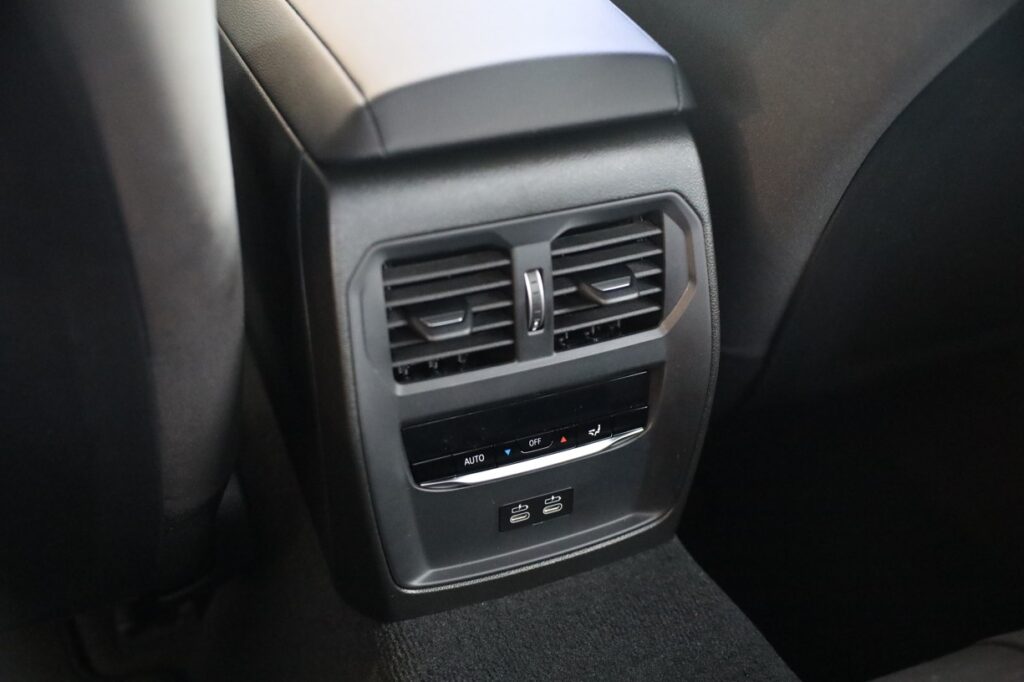 BMW 320d xDrive Sedan