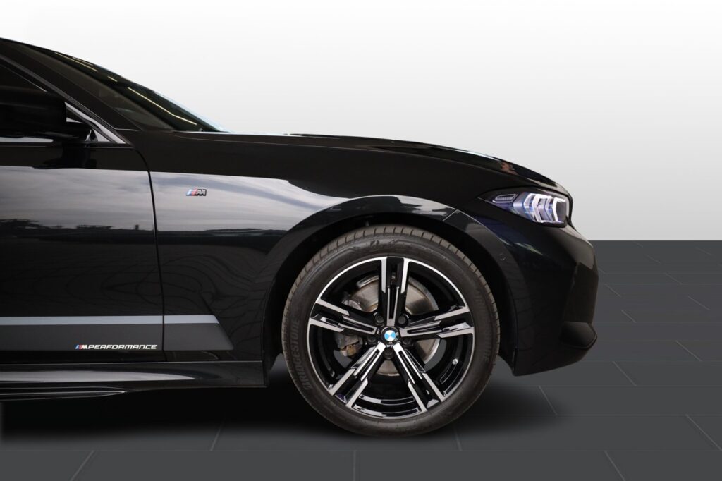 BMW 320d xDrive Touring