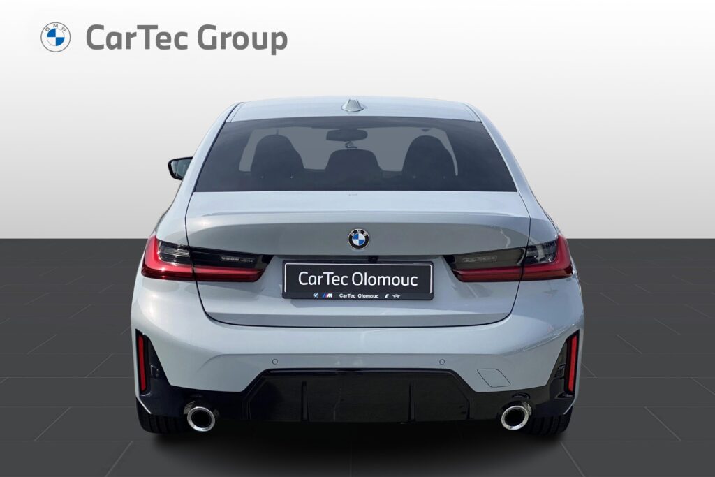 BMW 320d xDrive Sedan