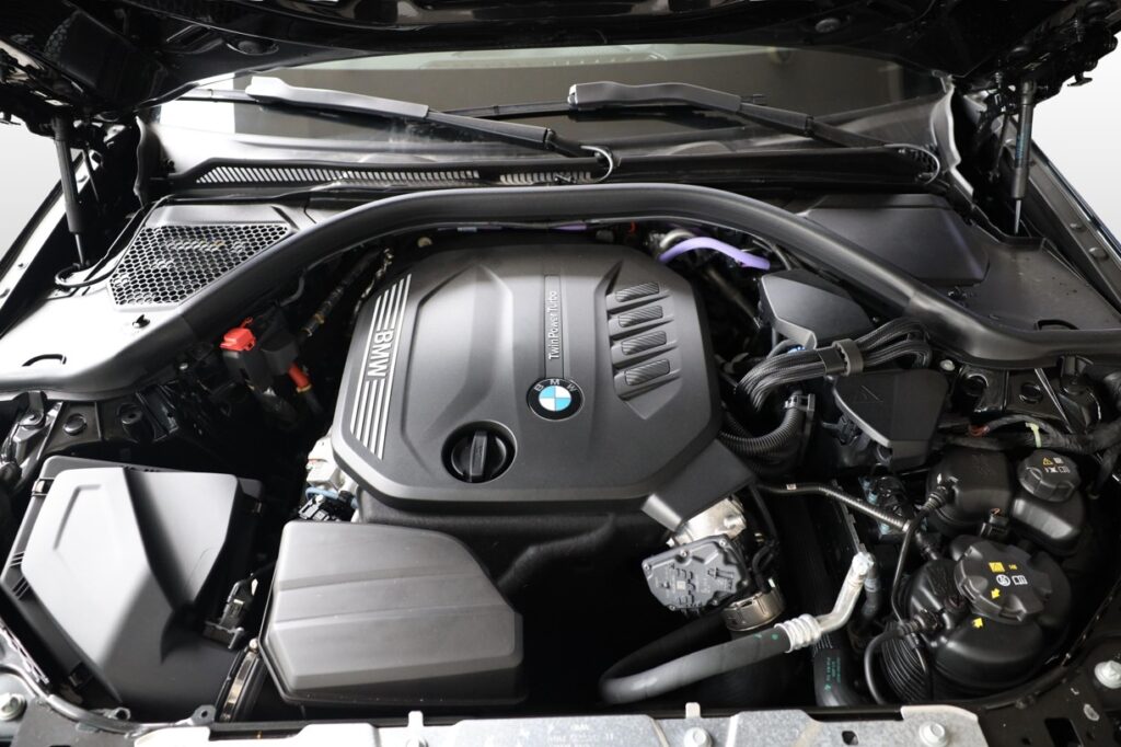 BMW 320d xDrive Touring