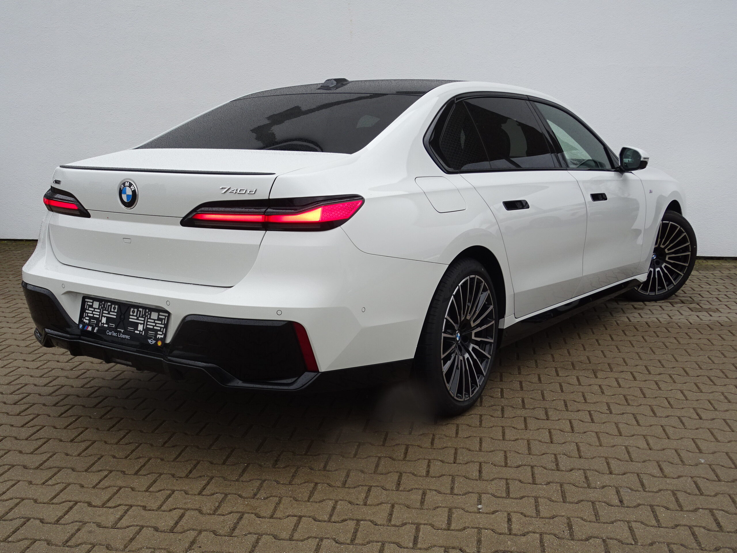 BMW 740d xDrive Sedan