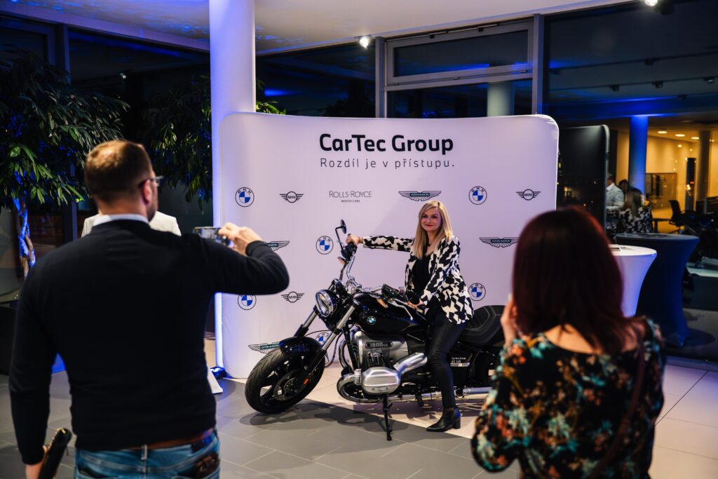 VÍTÁNÍ JARA VE STYLU NEUE KLASSE | CARTEC OSTRAVA