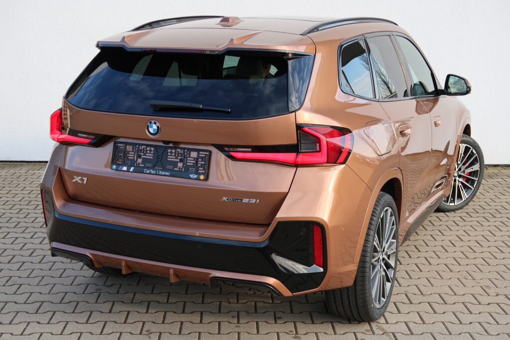 BMW X1 xDrive23i