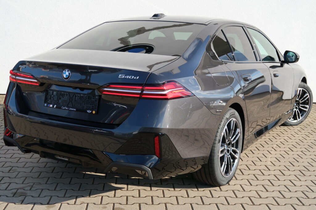 BMW 540d xDrive Sedan