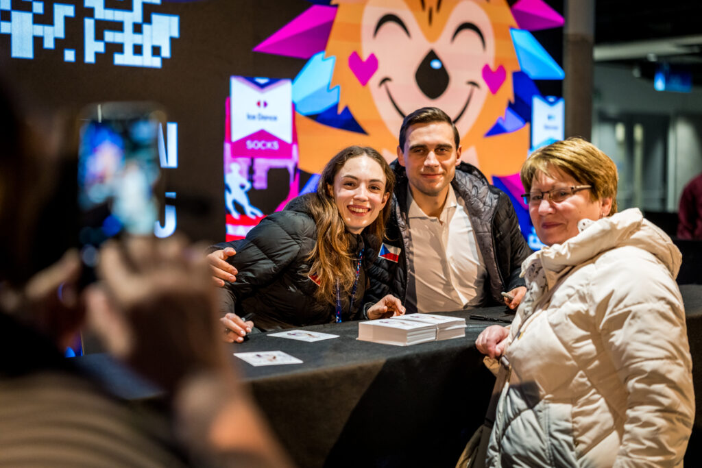 PRAHA SE PO 33 LETECH ZNOVU STALA CENTREM SVĚTOVÉHO KRASOBRUSLENÍ.