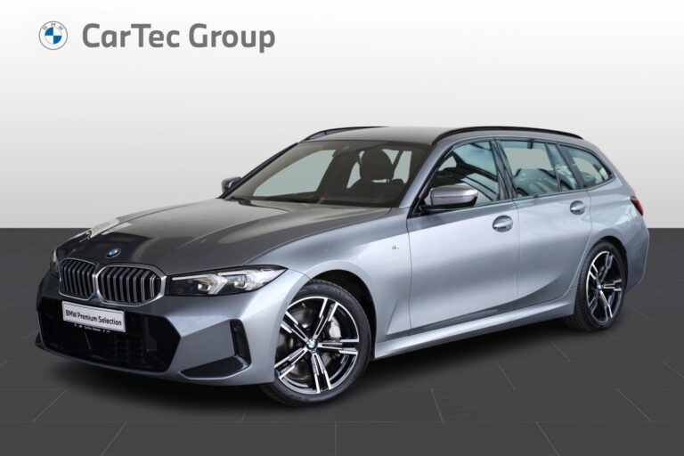 BMW 330i xDrive Touring