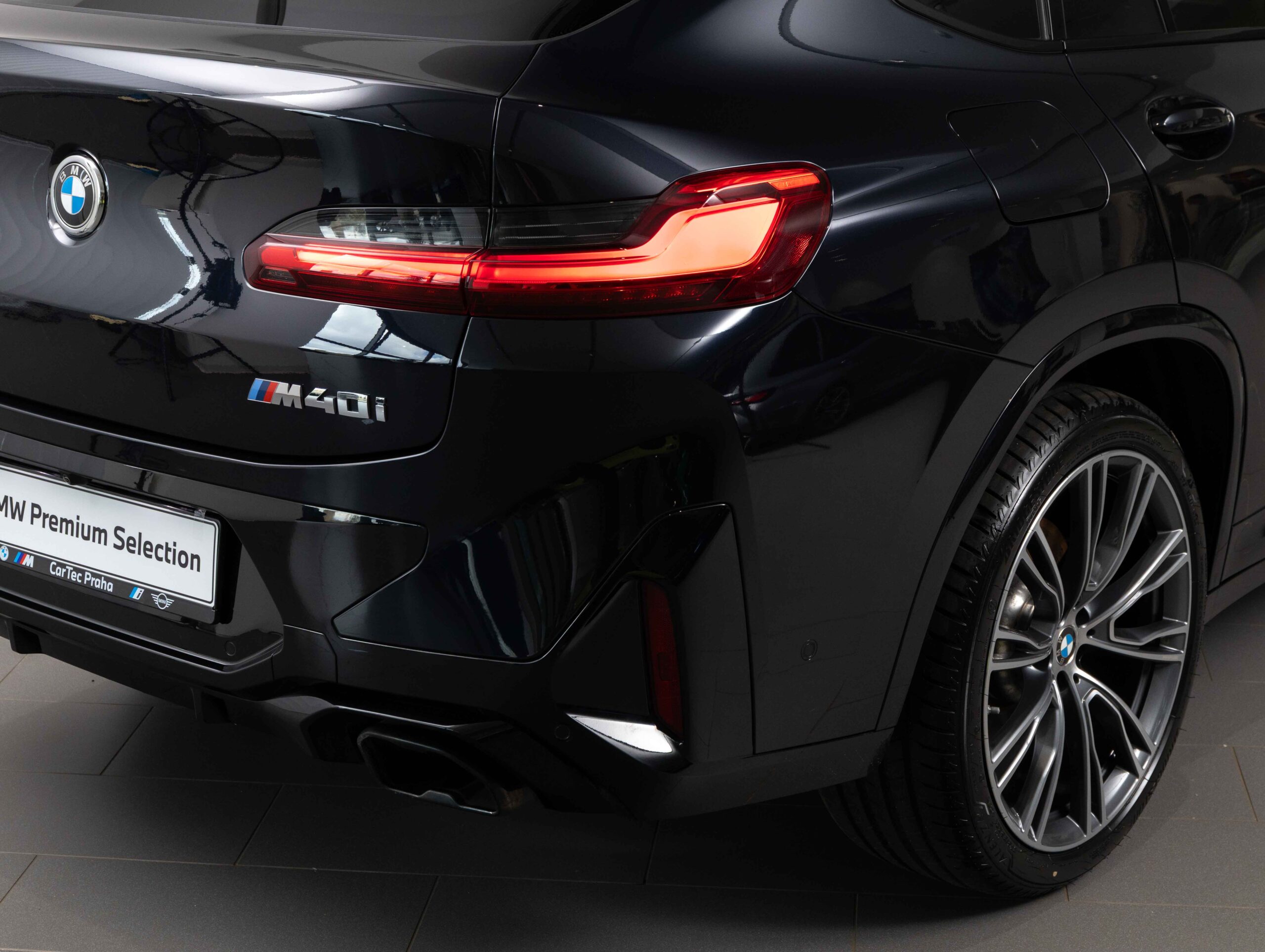 BMW X4 M40i