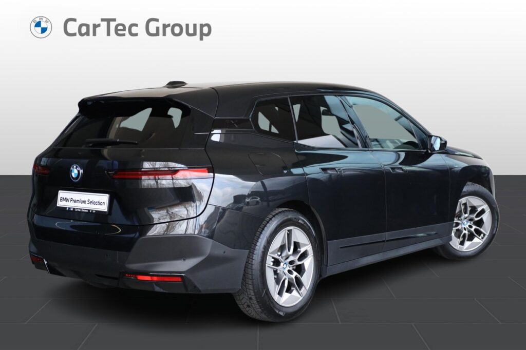 BMW iX xDrive40