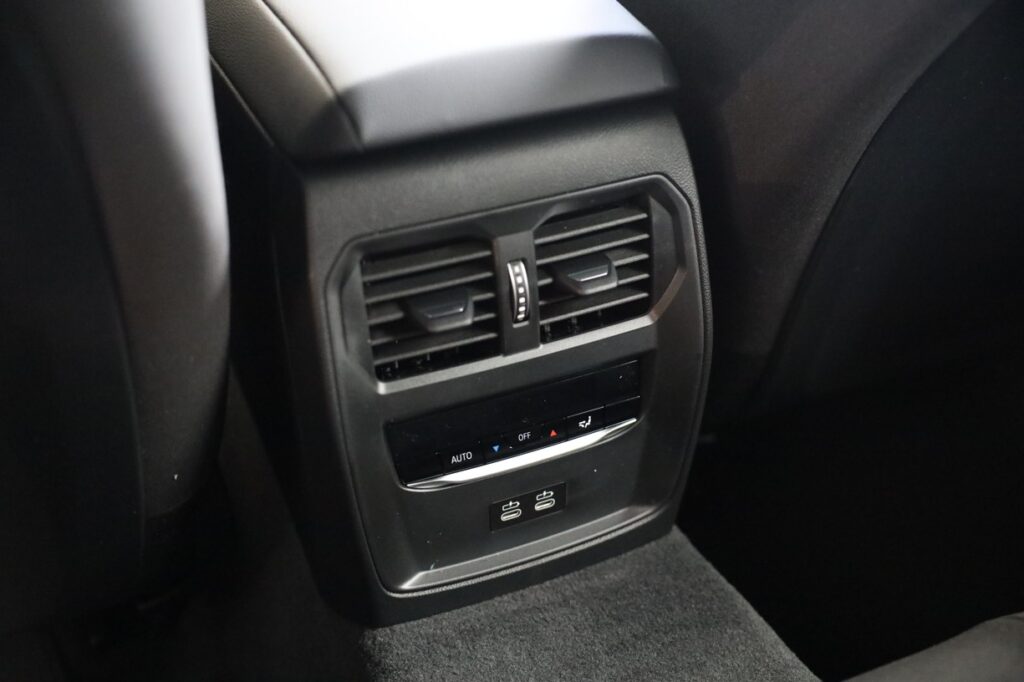 BMW 320d xDrive Touring