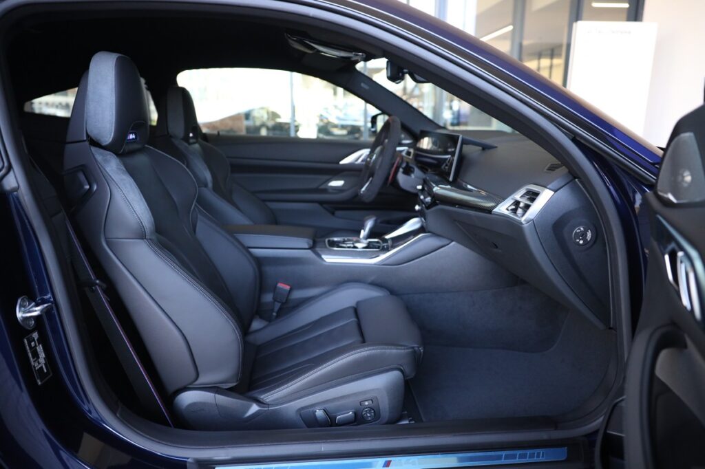 BMW M4 Competition M xDrive