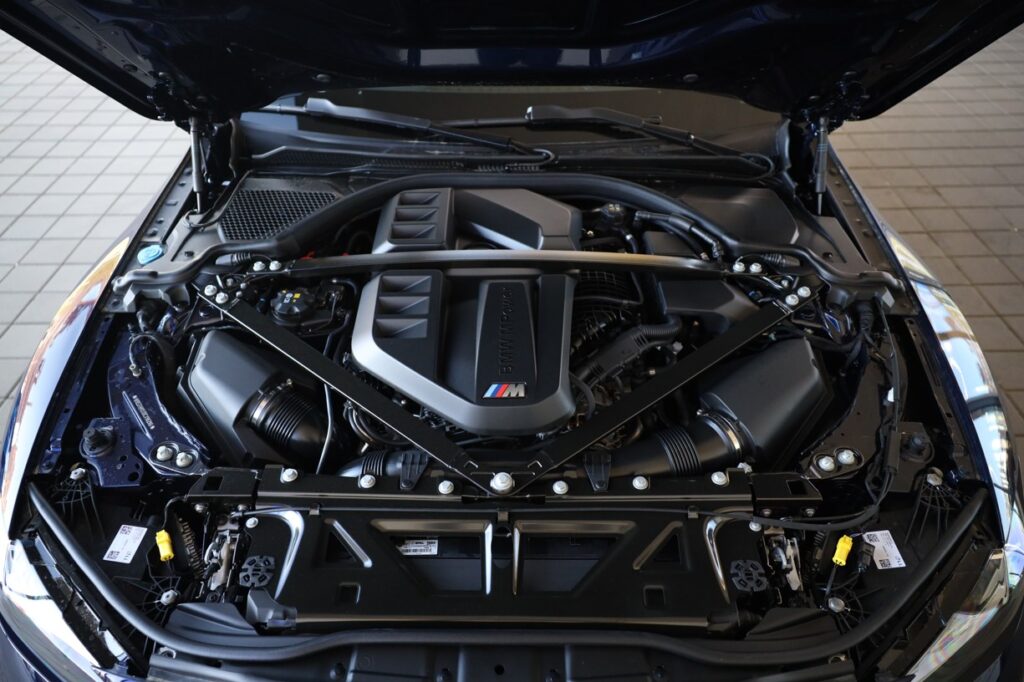 BMW M4 Competition M xDrive