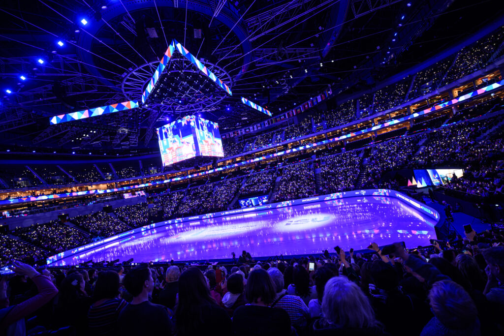 PRAHA SE PO 33 LETECH ZNOVU STALA CENTREM SVĚTOVÉHO KRASOBRUSLENÍ.