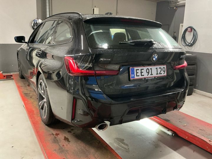 BMW 330i xDrive Touring
