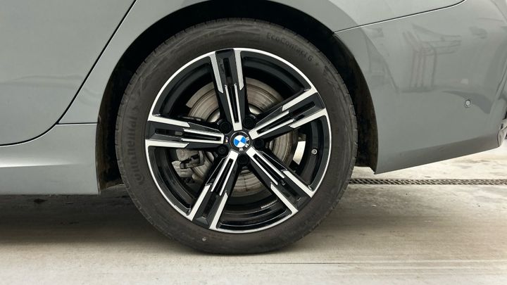 BMW 330i xDrive Touring