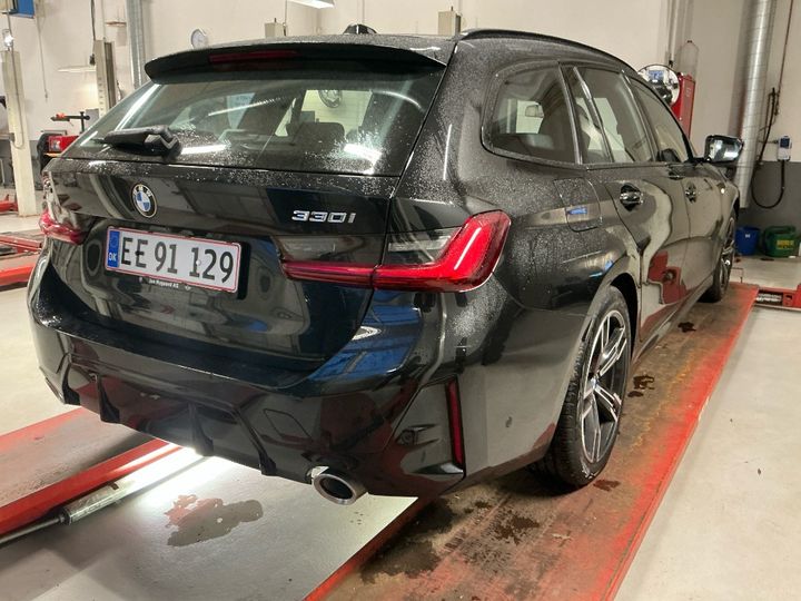 BMW 330i xDrive Touring