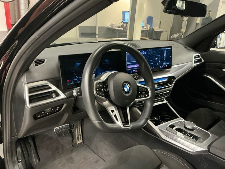 BMW 330i xDrive Touring