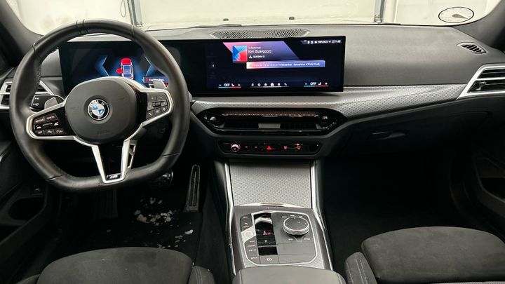 BMW 330i xDrive Touring