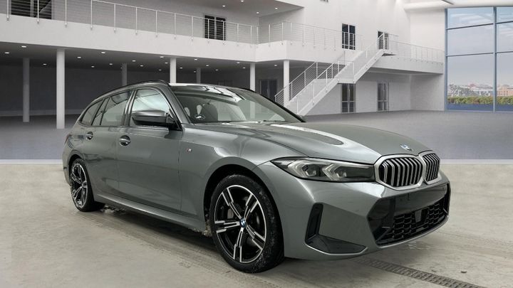 BMW 330i xDrive Touring