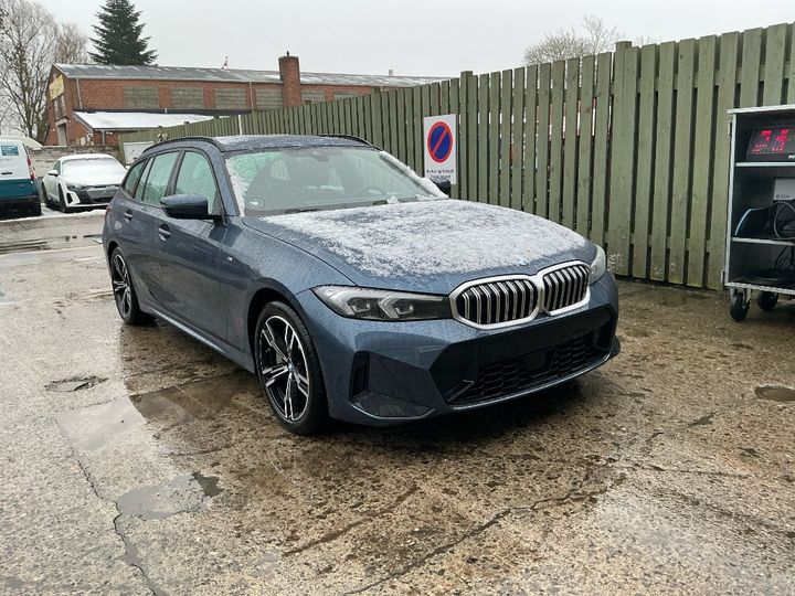 BMW 330i xDrive Touring