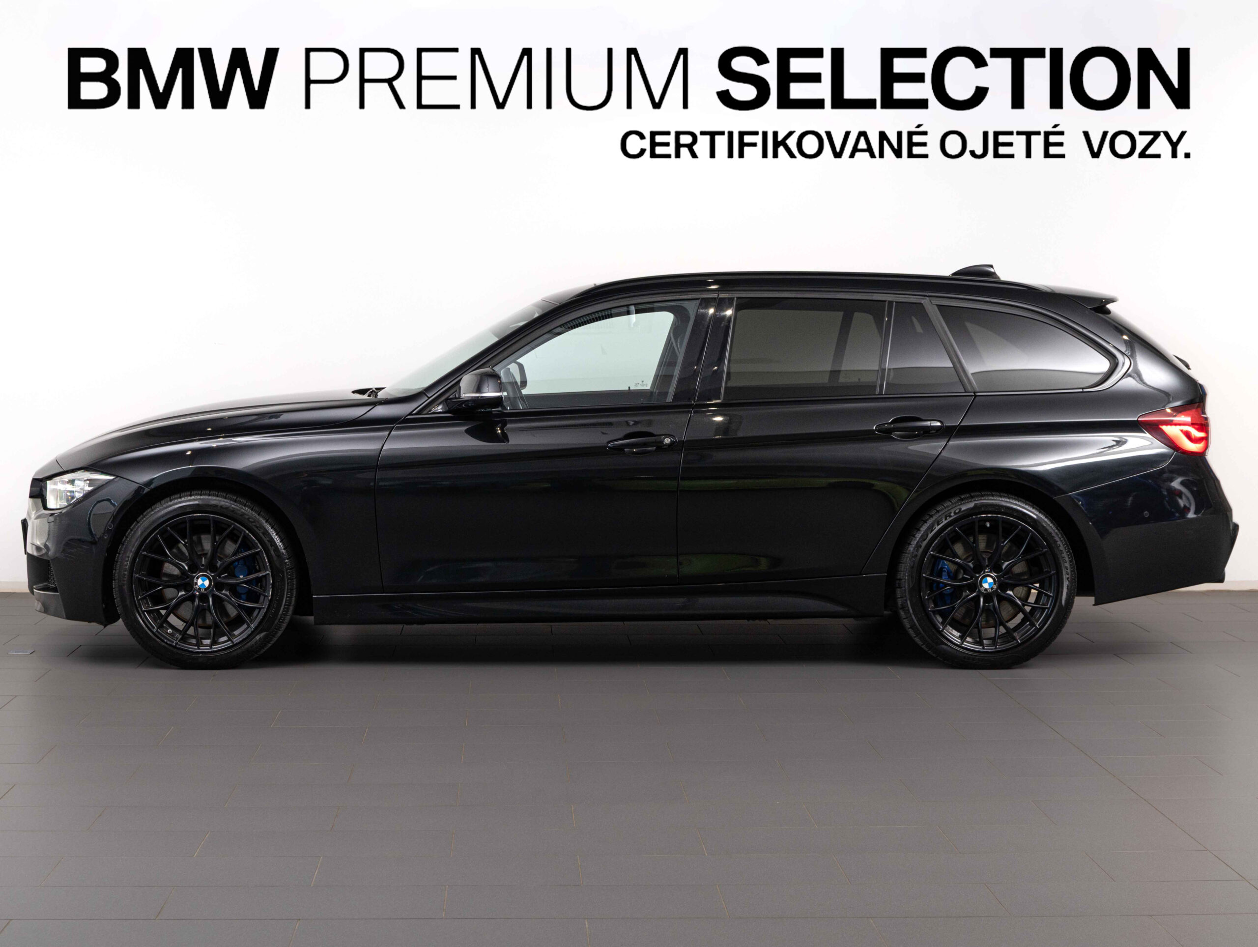 BMW 320i xDrive Touring