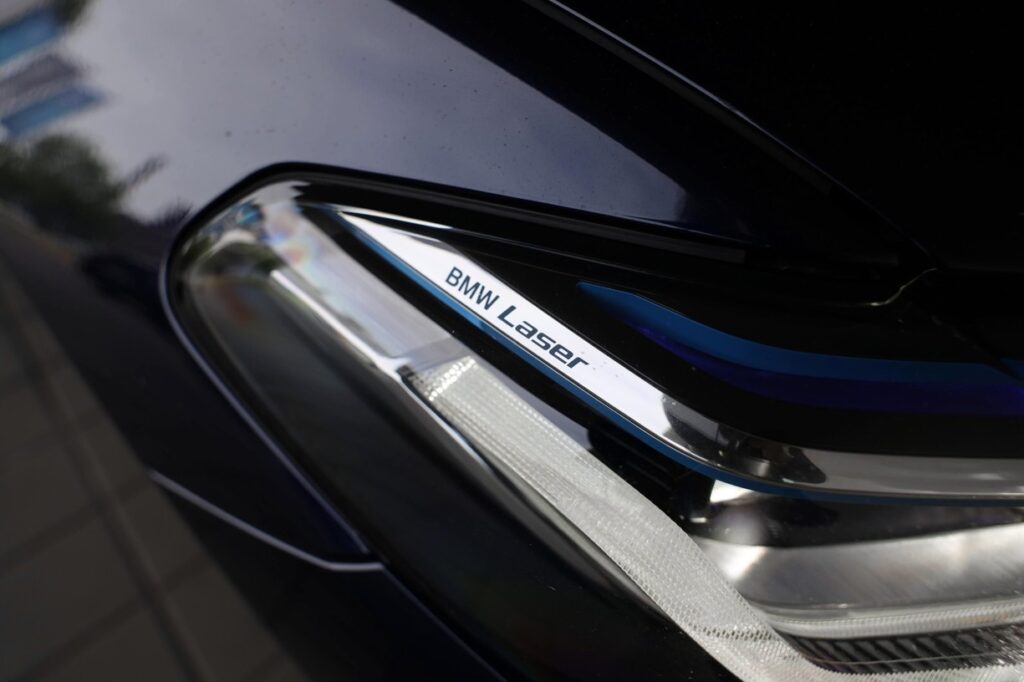 BMW M550i xDrive
