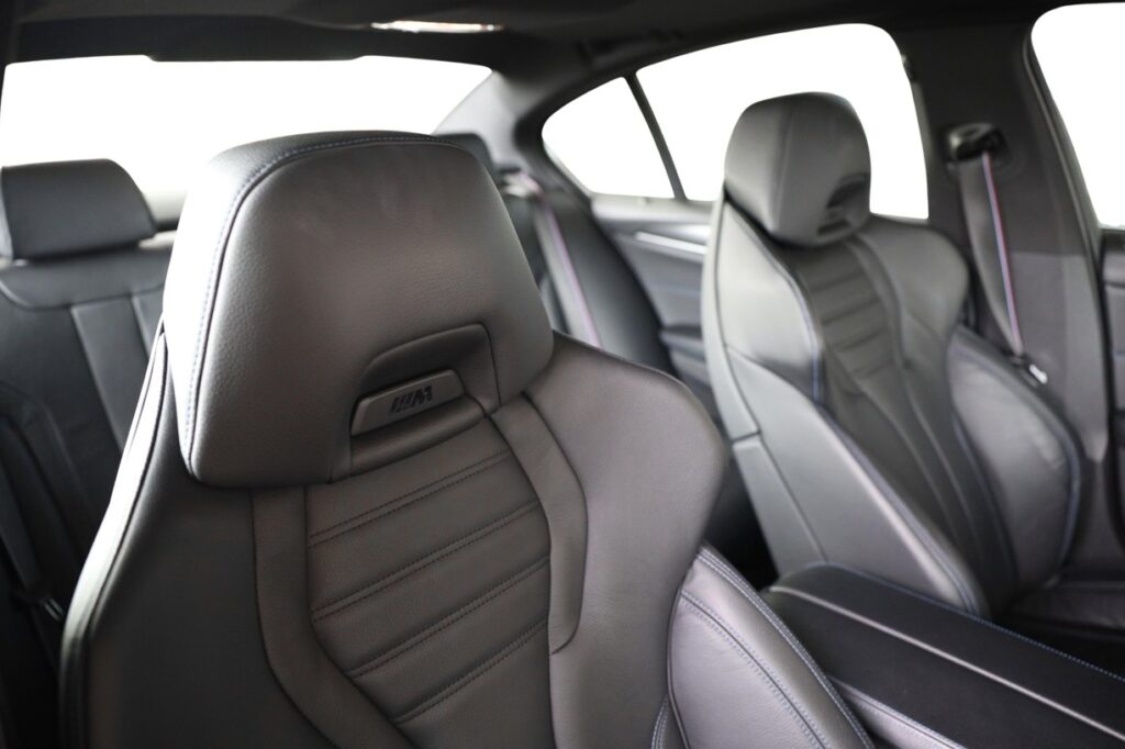 BMW M550i xDrive