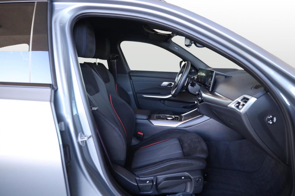 BMW 330d xDrive Touring
