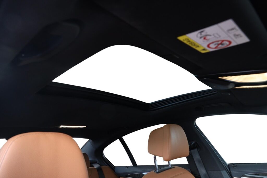BMW M550i xDrive