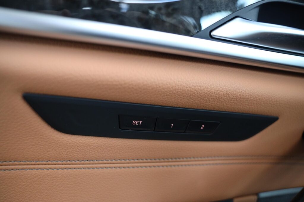 BMW M550i xDrive